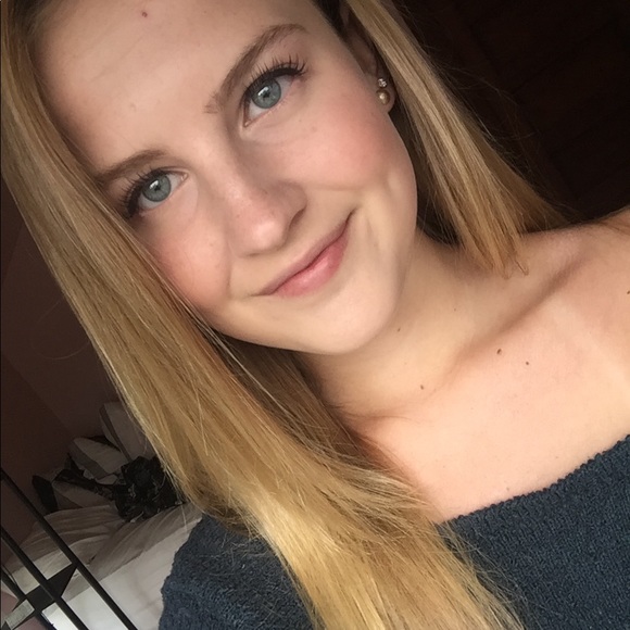 Meet your Posher, Faith - Picture 1 of 1